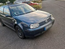 Grau Gebraucht 2002 VW Golf IV Limousine | 550 € (Guter Preis)