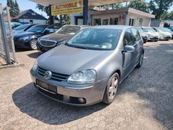 Grau Gebraucht 2006 VW Golf V Sportline Limousine | 3.000 € (Etwas zu teuer)