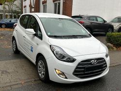 Weiß Gebraucht 2018 Hyundai ix20 Van / Kleinbus | 6.399 € (Guter Preis)
