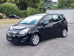Schwarz Gebraucht 2010 Opel Meriva Innovation Van / Kleinbus | 6.499 € (Fairer Preis)
