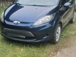 Blau Gebraucht 2010 Ford Fiesta Kleinwagen | 2.890 €