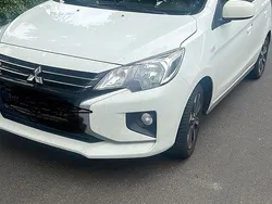 Weiß Gebraucht 2020 Mitsubishi Space Star Limousine | 4.500 € (Superpreis)