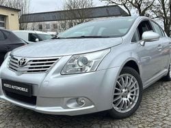 Silver metallic Gebraucht 2011 Toyota Avensis Edition Limousine | 5.700 € (Fairer Preis)