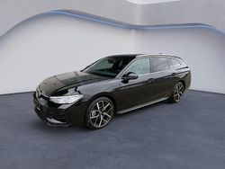 Grenadillschwarz metallic Gebraucht 2025 VW Passat R-line Kombi | 46.990 € (Superpreis)
