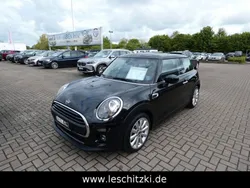 Schwarz Gebraucht 2021 Mini ONE Kleinwagen | 16.990 € (Fairer Preis)