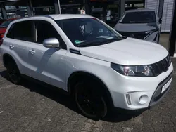 Weiß Gebraucht 2017 Suzuki Vitara SUV | 13.590 € (Fairer Preis)