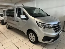 Kna) (grau Neu 2024 Renault Trafic Life Van | 40.750 € (Guter Preis)