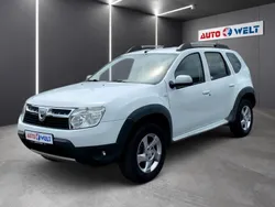 Weiß Gebraucht 2011 Dacia Duster Prestige SUV | 6.490 € (Fairer Preis)
