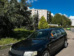 Schwarz Gebraucht 1999 VW Passat Highline Kombi | 1.200 €