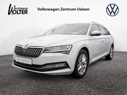 Weiß Gebraucht 2022 Skoda Superb Style Kombi | 25.960 € (Etwas zu teuer)