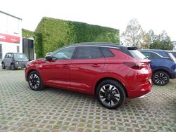 Rubin rot metallic Gebraucht 2023 Opel Grandland X Elegance SUV | 29.900 € (Teuer)