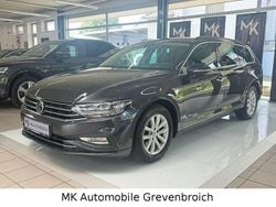 Grau Gebraucht 2020 VW Passat Kombi | 15.500 € (Guter Preis)