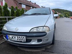 Grau Gebraucht 2000 Opel Tigra Coupé | 800 € (Guter Preis)