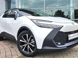 Platinumweiss perleffekt/schwa Neu 2025 Toyota C-HR SUV | 30.550 € (Guter Preis)