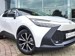 Platinumweiss perleffekt/schwa Neu 2025 Toyota C-HR SUV | 30.550 € (Guter Preis)