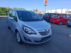 Silber Gebraucht 2010 Opel Meriva Innovation Van / Kleinbus | 5.499 € (Guter Preis)