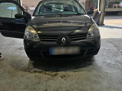 Schwarz Gebraucht 2006 Renault Clio II Campus Kleinwagen | 750 €