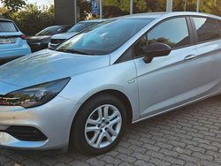 Argon silber/ice silver (m2) (metallic) Gebraucht 2021 Opel Astra Edition Limousine | 13.895 € (Guter Preis)