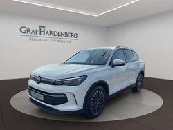Weiß Gebraucht 2024 VW Tiguan Life SUV | 36.222 € (Fairer Preis)