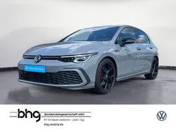 Grau Gebraucht 2023 VW Golf VIII GTI Limousine | 30.760 € (Fairer Preis)