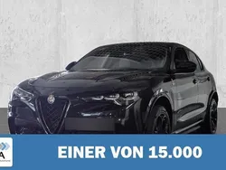 Schwarz metallic Gebraucht 2024 Alfa Romeo Stelvio Quadrifoglio SUV | 83.830 €