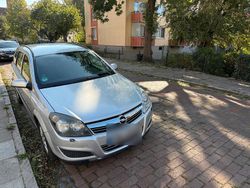 Silber Gebraucht 2008 Opel Astra Kombi | 2.999 € (Etwas zu teuer)