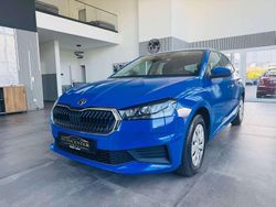 Blau Gebraucht 2023 Skoda Fabia Active Kleinwagen | 13.990 € (Guter Preis)