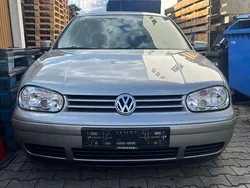 Grau Gebraucht 2003 VW Golf IV Basis Kombi | 2.000 € (Fairer Preis)