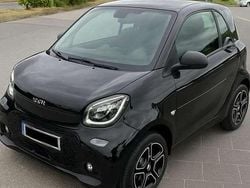 Schwarz Gebraucht 2020 Smart ForTwo Electric Drive Prime Coupé | 10.400 € (Fairer Preis)