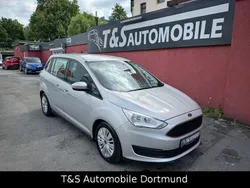Silber Gebraucht 2018 Ford Grand C-Max Van / Kleinbus | 9.950 € (Guter Preis)