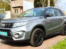 Grau Gebraucht 2021 Suzuki Vitara Comfort+ SUV | 21.400 € (Fairer Preis)