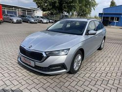 Silber Gebraucht 2021 Skoda Octavia Ambition Kombi | 14.999 € (Etwas zu teuer)