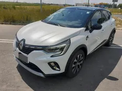 Weiß Gebraucht 2022 Renault Captur SUV | 18.499 € (Guter Preis)