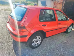 Rot Gebraucht 1998 VW Golf IV Comfortline Kleinwagen | 3.000 € (Teuer)