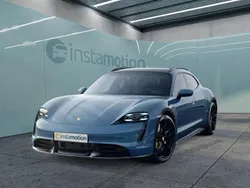 Blau Gebraucht 2023 Porsche Taycan Turbo S Limousine | 119.499 € (Etwas zu teuer)