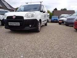 Weiß Gebraucht 2015 Fiat Doblò Van / Kleinbus | 5.950 € (Fairer Preis)