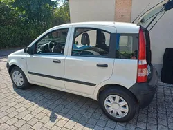 Weiß Gebraucht 2009 Fiat Panda Active Kleinwagen | 2.555 € (Fairer Preis)