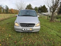Silber Gebraucht 2005 Mercedes Viano Van / Kleinbus | 2.800 € (Teuer)