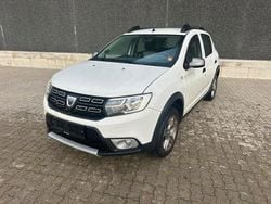 Weiß Gebraucht 2017 Dacia Sandero Prestige SUV | 6.700 € (Superpreis)