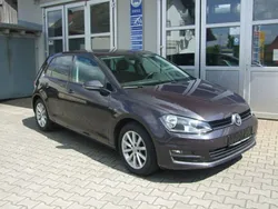 Grau Gebraucht 2015 VW Golf VII LOUNGE Limousine | 10.990 € (Fairer Preis)