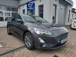 Grau Gebraucht 2018 Ford Focus Cool & Connect Limousine | 14.150 € (Etwas zu teuer)