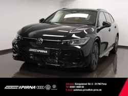 Grenadillschwarz metallic Gebraucht 2022 VW Passat R-line Kombi | 71.900 €