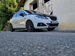 Weiß Gebraucht 2008 Seat Ibiza Coupé | 3.199 € (Etwas zu teuer)