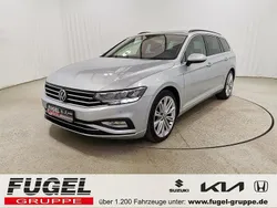 Scale silver metallic Gebraucht 2022 VW Passat R-line Kombi | 28.969 € (Etwas zu teuer)
