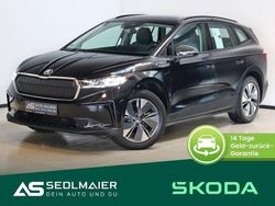 Schwarzmagic perleffekt Gebraucht 2023 Skoda Enyaq iV SUV | 28.990 € (Fairer Preis)