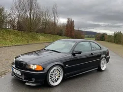 Schwarz Gebraucht 2002 BMW 330 Coupé | 7.950 € (Superpreis)