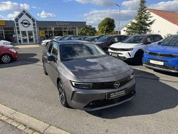 Quarzgrau Gebraucht 2024 Opel Astra Edition Kombi | 21.250 € (Fairer Preis)