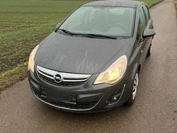 Grau Gebraucht 2011 Opel Corsa Kleinwagen | 2.600 € (Guter Preis)