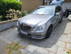 Grau Gebraucht 2010 Mercedes E250 Avantgarde Kombi | 15.799 € (Teuer)
