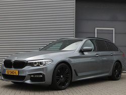 Grau Gebraucht 2018 BMW 520 Executive Kombi | 27.999 €